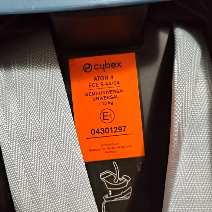 Scoica auto Cybex aton 4