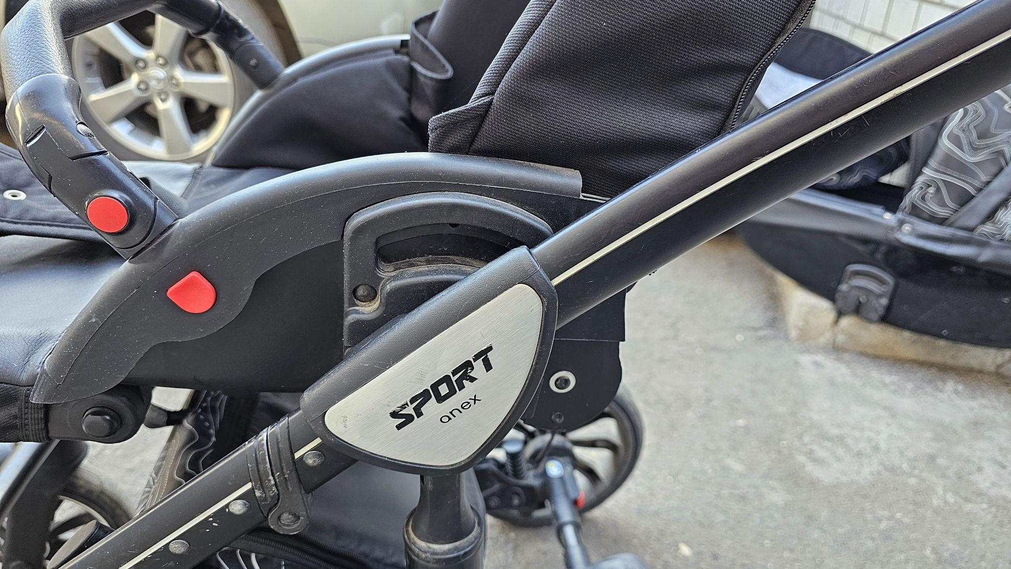 Комфортная коляска Anex Sport Jacob 3 в 1 ищет нового пассажира