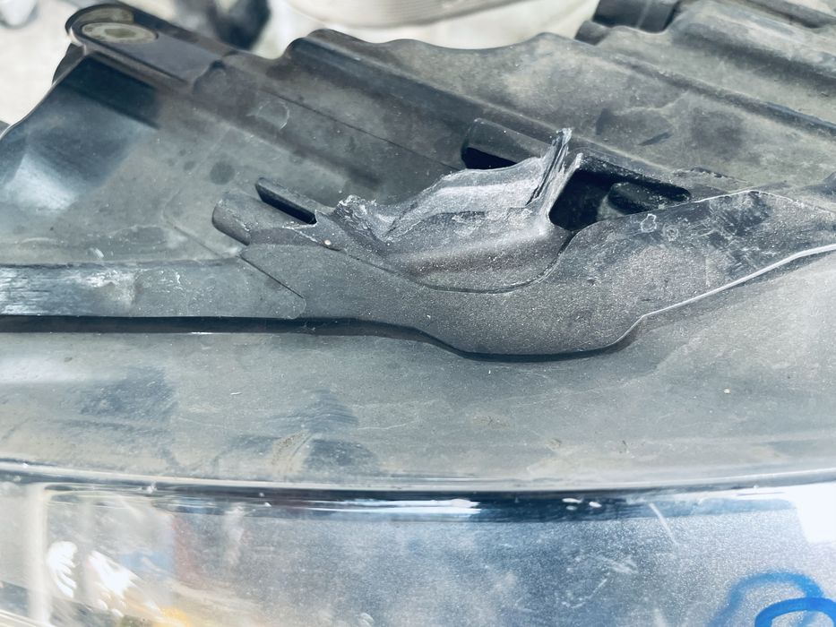 Фар VW Polo 5 2009-17