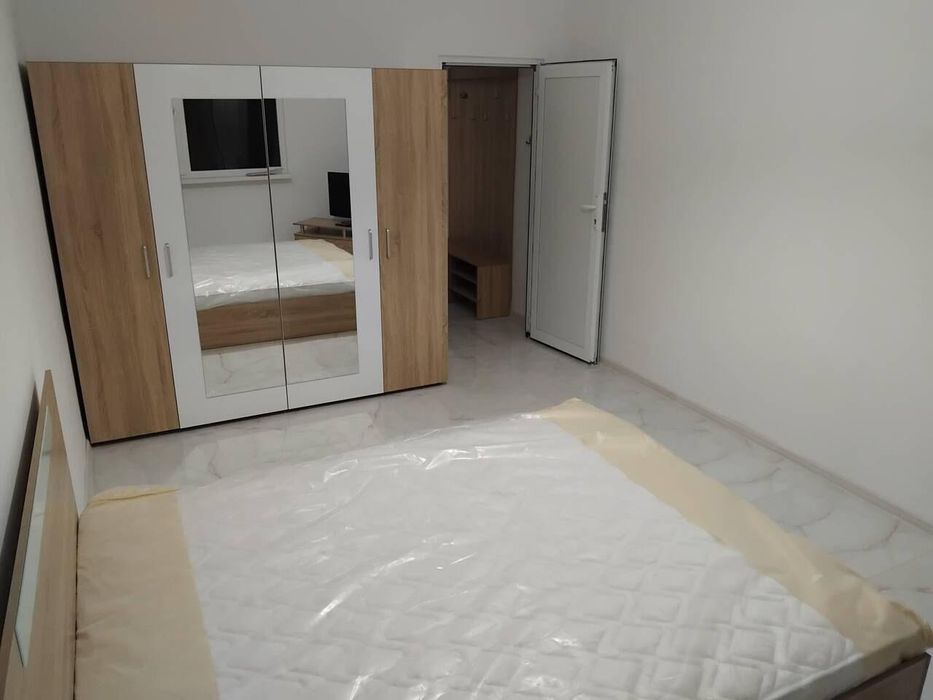 Дава се под наем Двустаен апартамент в Бургас, Братя Миладинови - 70 кв.м за 408 € - Снимка #4