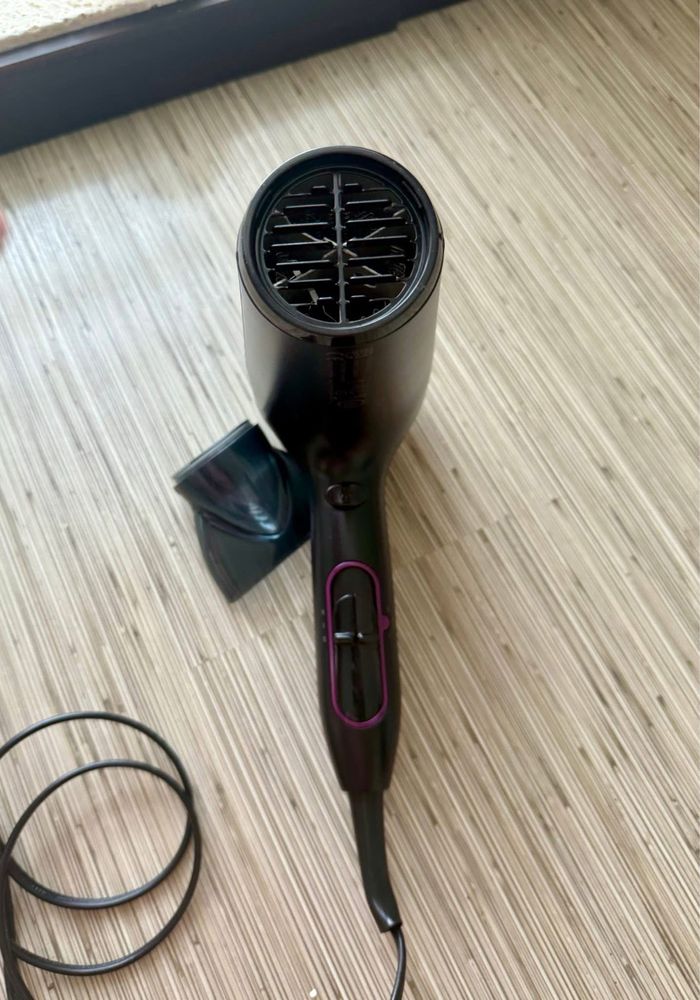 Uscator Philips 2100w