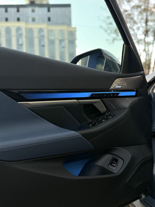 Bmw i5 kraska toza 5.000 km