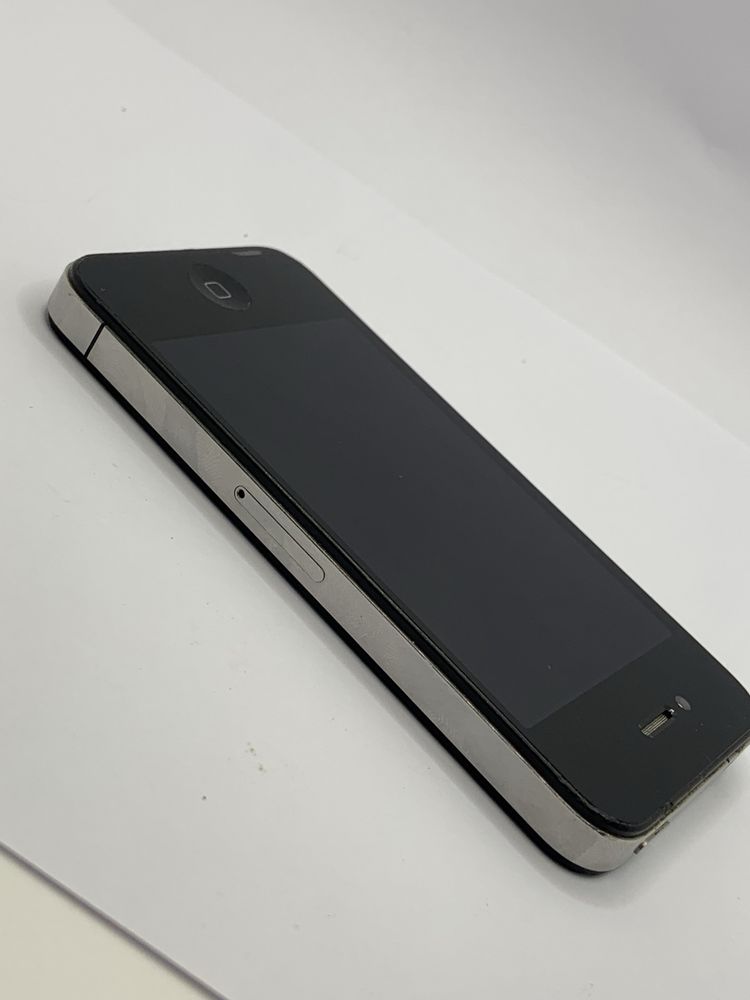 Apple iPhone 4 32 GB Black piese