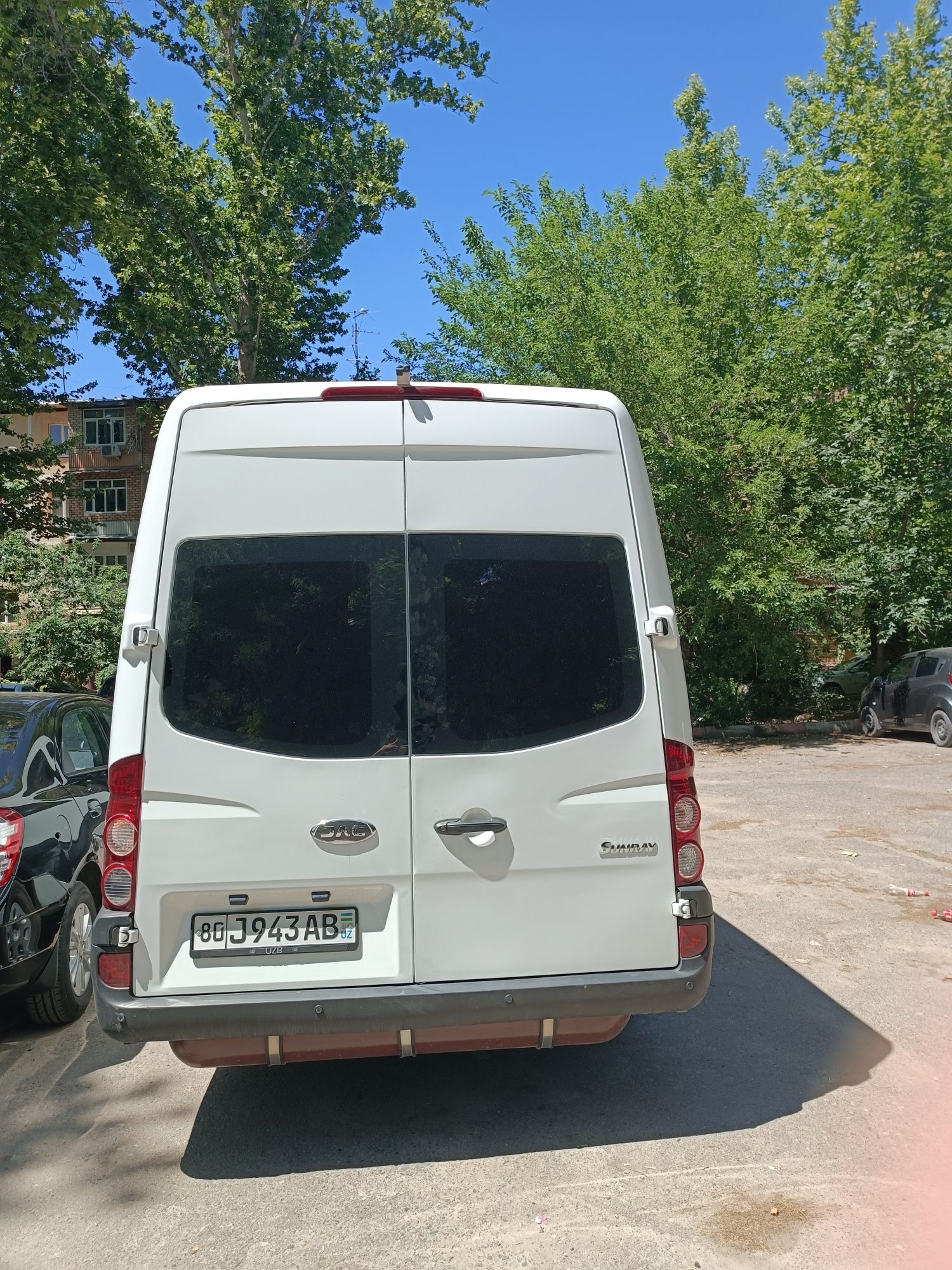 Sayohat, to'y marosimlari, ziyofat, turizm, mayofka xizmatlari uchun