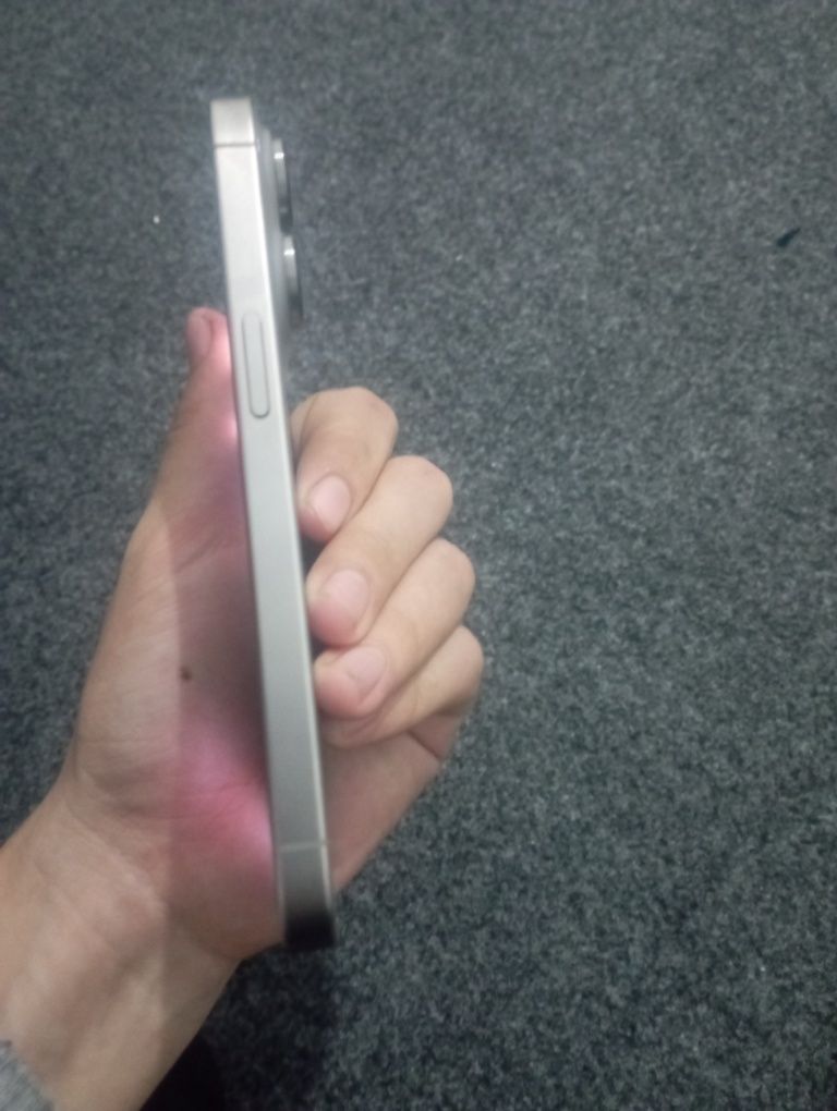 15 pro 128 titanium