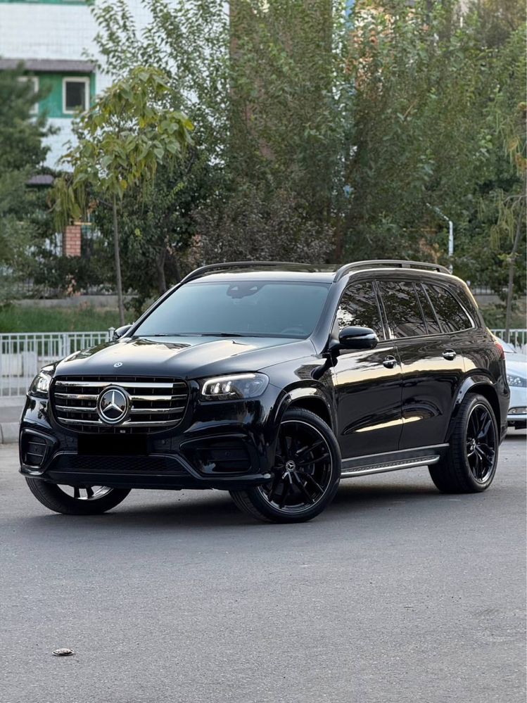Mercedens - benz GLS 450 4MATIK