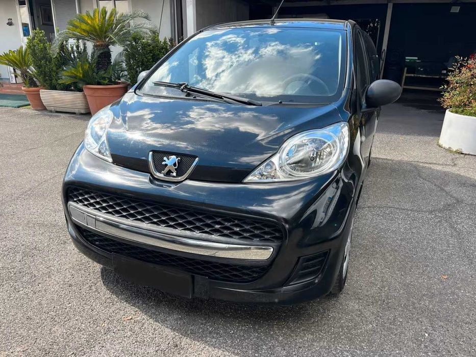 Peugeot 107 automat senzori parcare navigatie