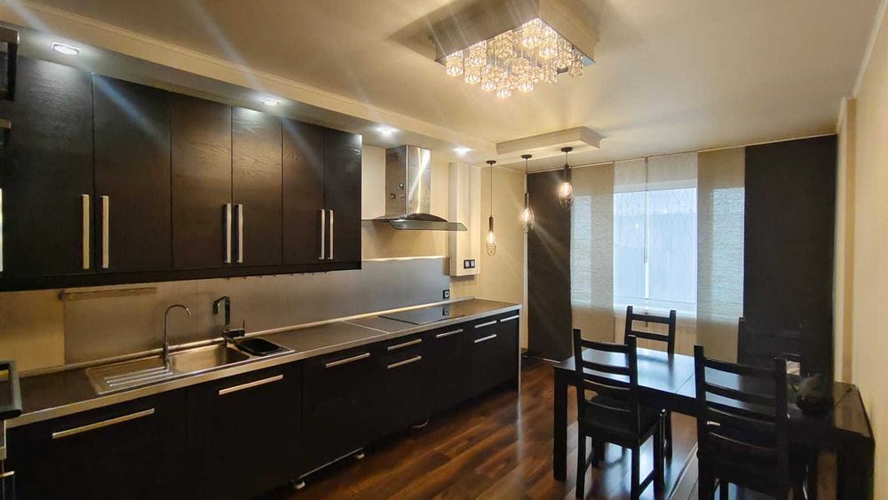 ПРОДАМ! Стильную 3х комнатную квартиру.