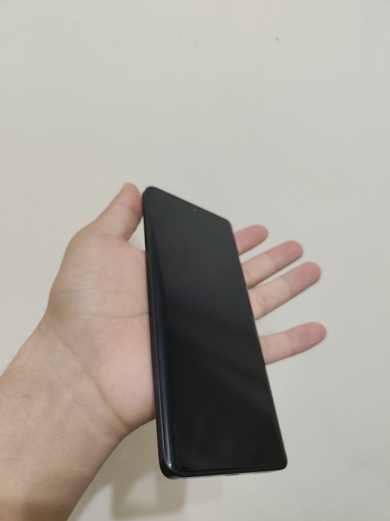 Redmi note 13 pro plus 5G 120W zaryatka
