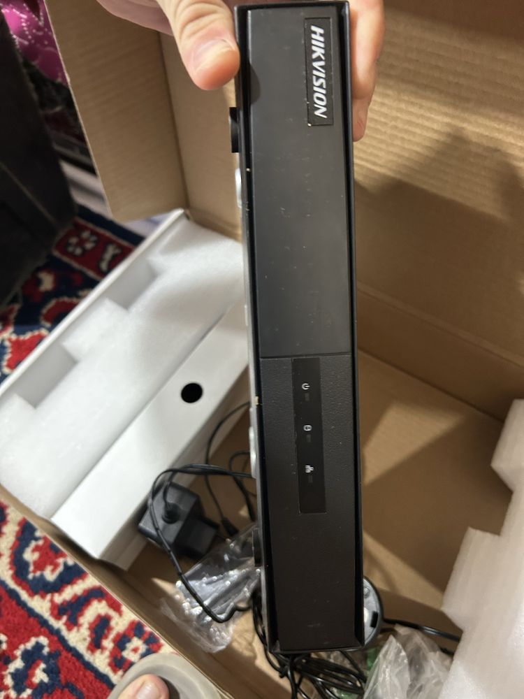 Hikvision DS-7104NI-Q1/M 4-х кан IP видеорегистратор