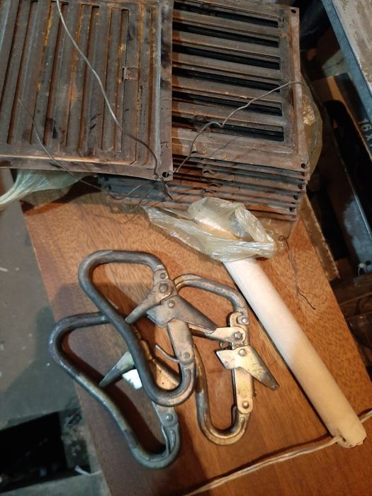 Карабин монтажный