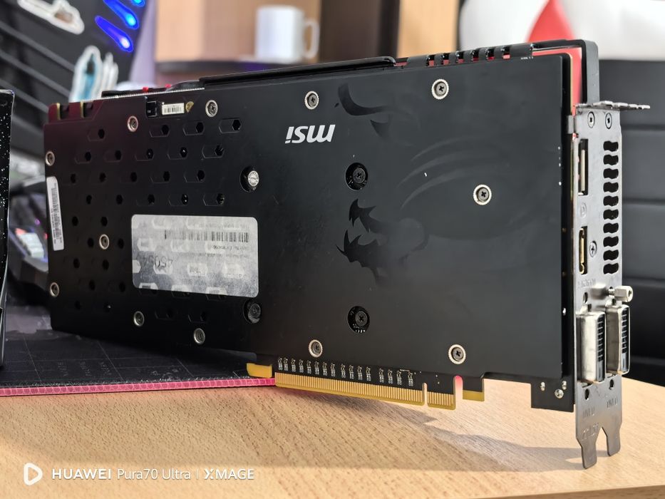 Продавам Видео карта  MSI R9 390x