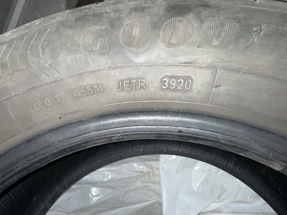 Goodyear- 215/60/16 - 4 броя за 0лв.