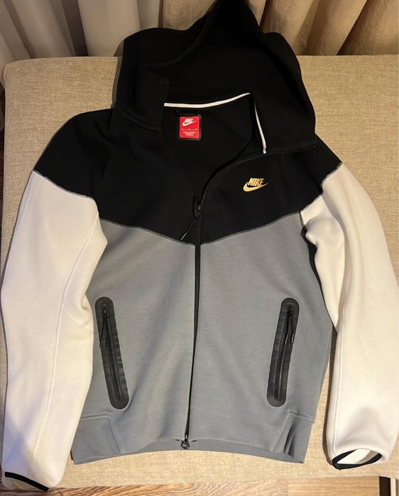 Trening nike tech nou