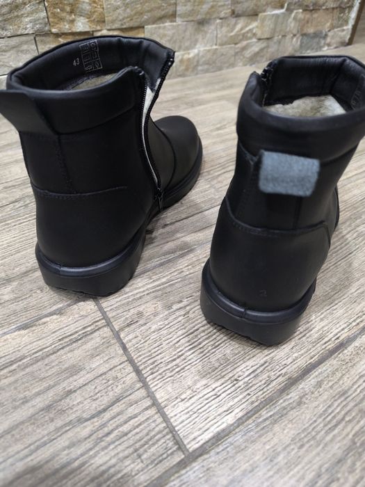 Мъжки боти 43 номер