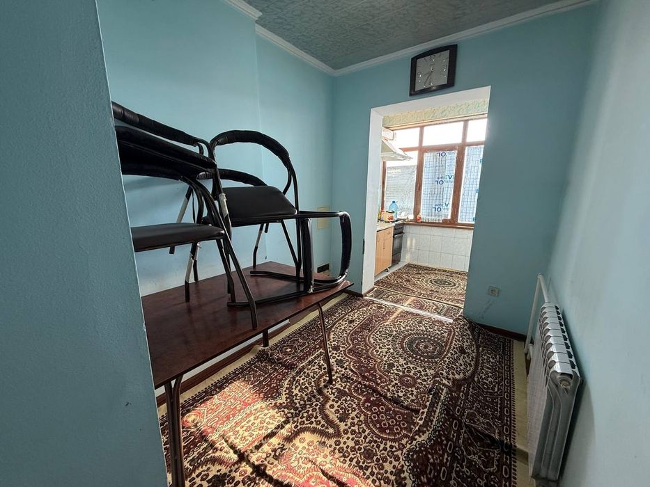 Шарк1 томонда жойлашган 2 хонали квартира ижарага берилади