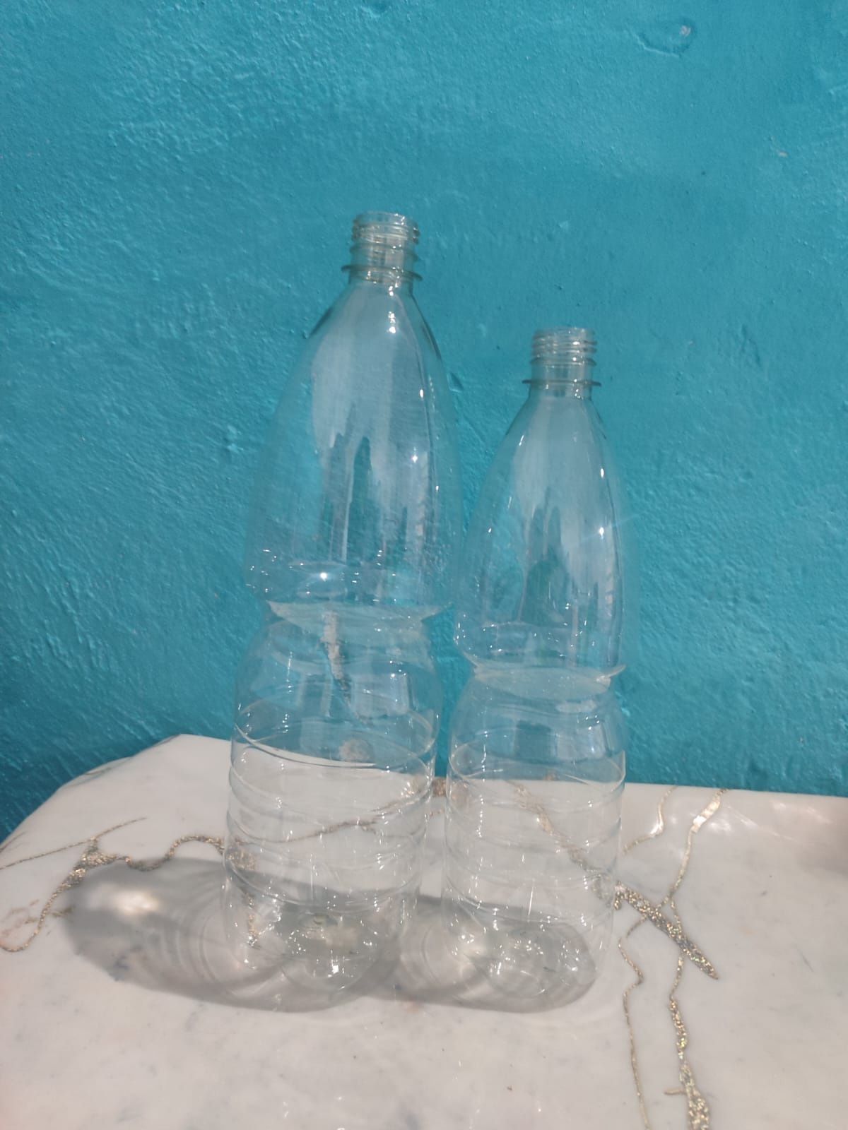 Бутылки ПЭТ 1л , 1.5л , 2л