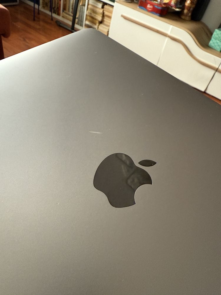 MacBook Pro 13” M1 - 8GB - 256GB