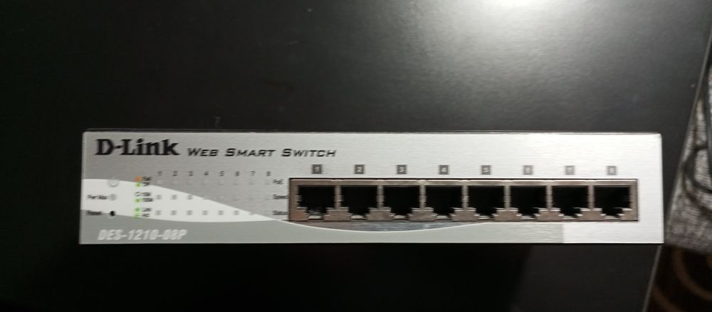 D-Link Коммутатор десктопный