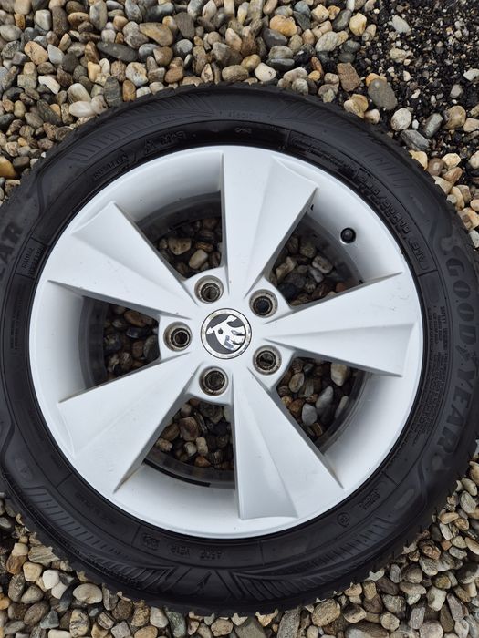 Jante aliaj 16" Skoda Octavia 205 55 16