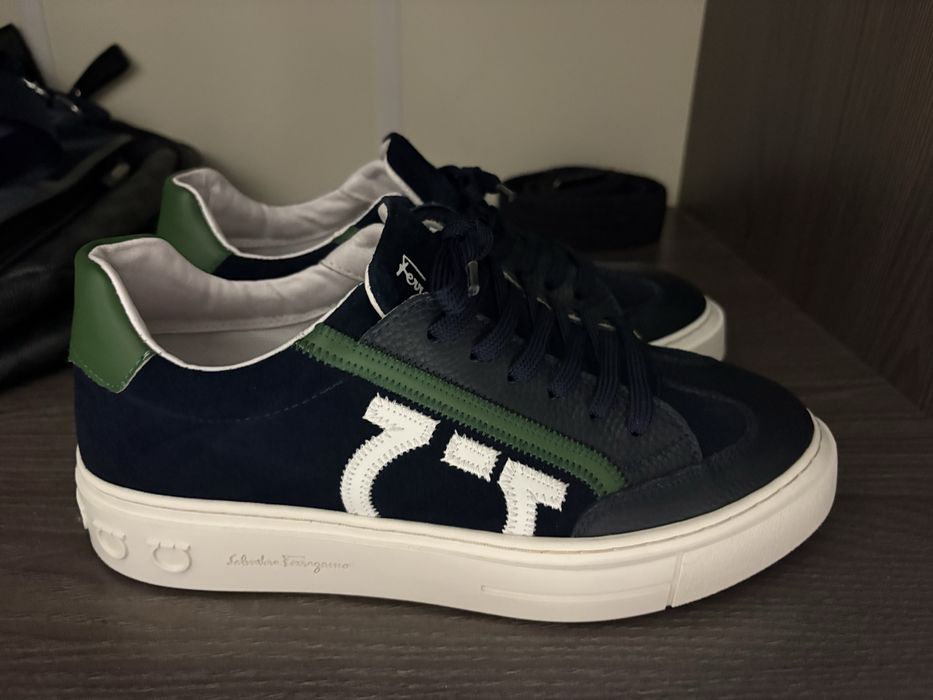 Продам кросовки 38 размер новые