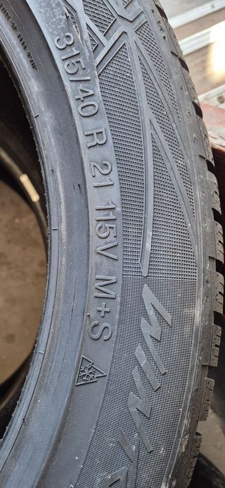 315 40 21 - 275 45 21 Vredestein