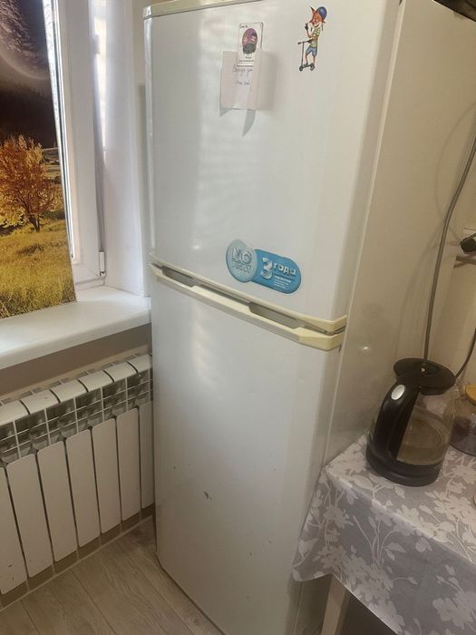 Продаю мебель, стиральную машину,  холодильник, плита комплексом