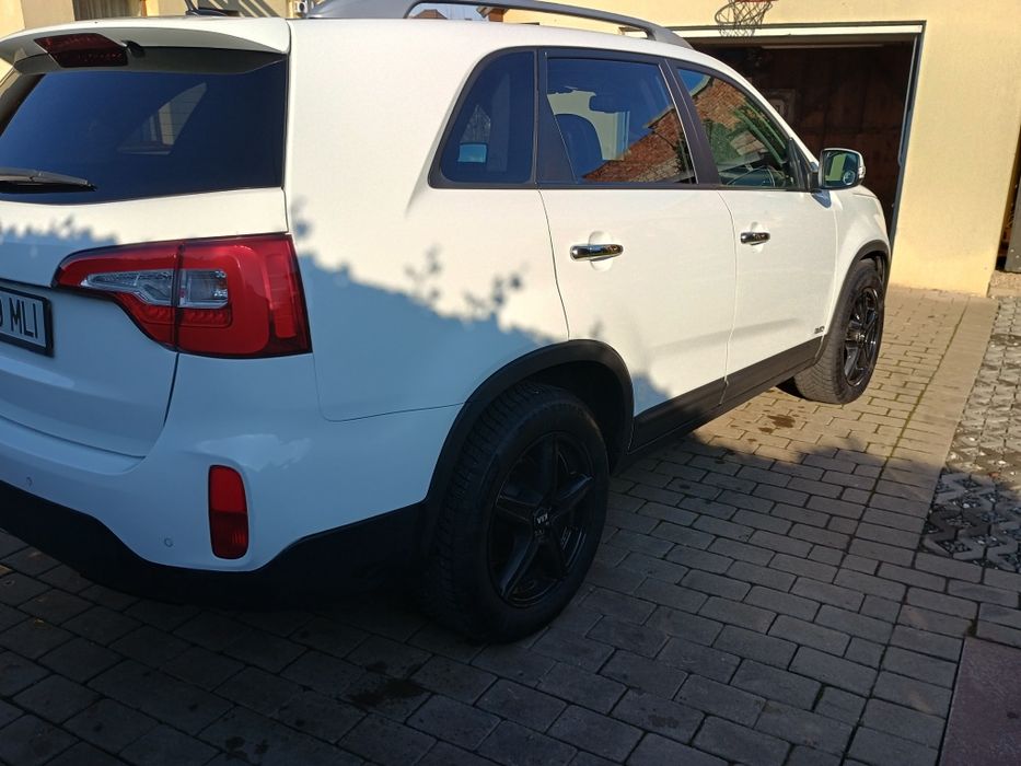 Vând KIA sorento