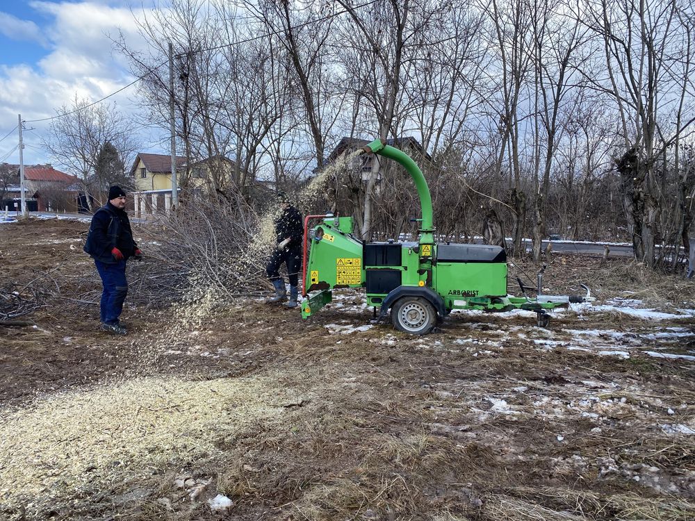 Tocator crăci// miniexcavator/ buldoexcavatot/bascul cu macara