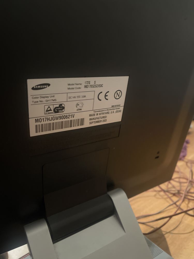 Монитор Samsung SyncMaster 172s + колонки Microlab