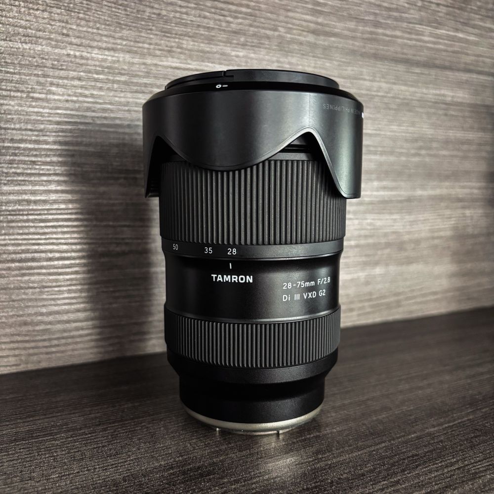 Obiectiv Tamron 28-75 f2.8 G2 montura Sony + 2 filtre
