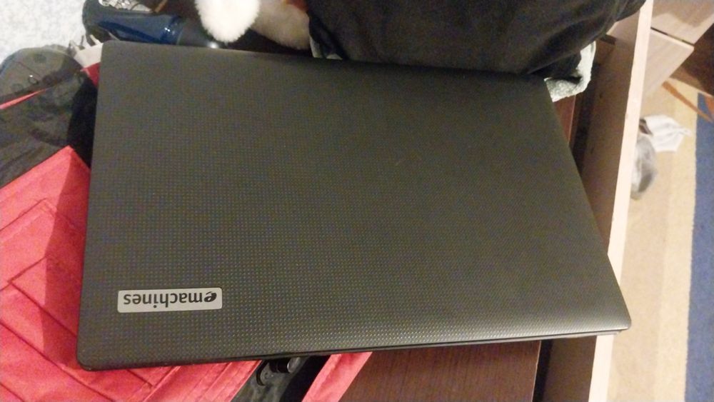 Ноутбук Emachines