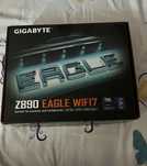Vand placa de baza z890 de gaming