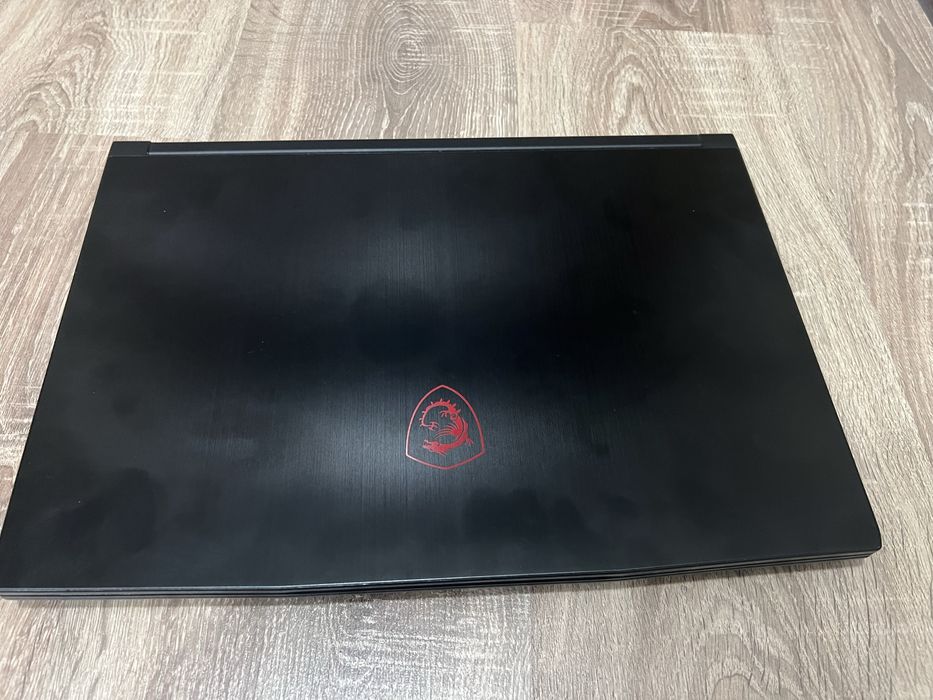 MSI gf63 noutbook