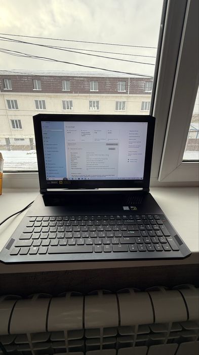 Игровой ноутбук Acer Predator Triton 700 / i7-7700HQ / GTX 1080 8GB