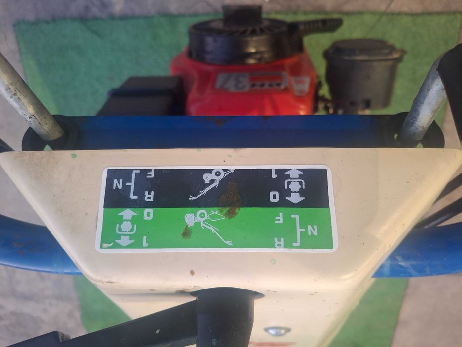 Палцова косачка IRUS