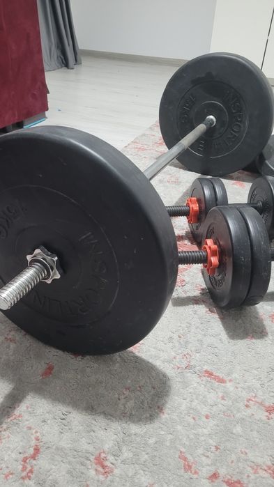 Vând Haltera și Gantere