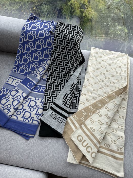 Нови зимни шалове Hermes, Dior, Gucci, Fendi