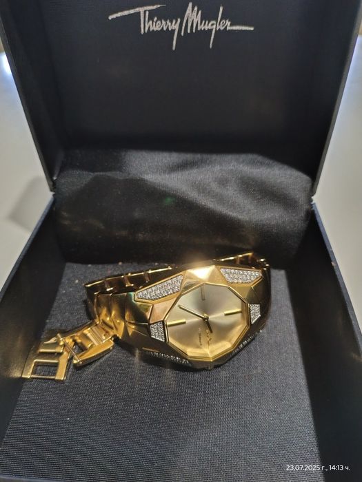 Оригинален часовник Thierry Mugler