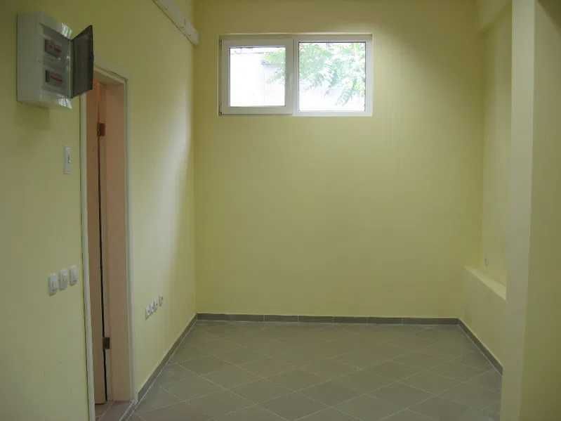 Продава се Офис в Пловдив, Център - 40 кв.м за 1600 €/кв.м - Снимка #2