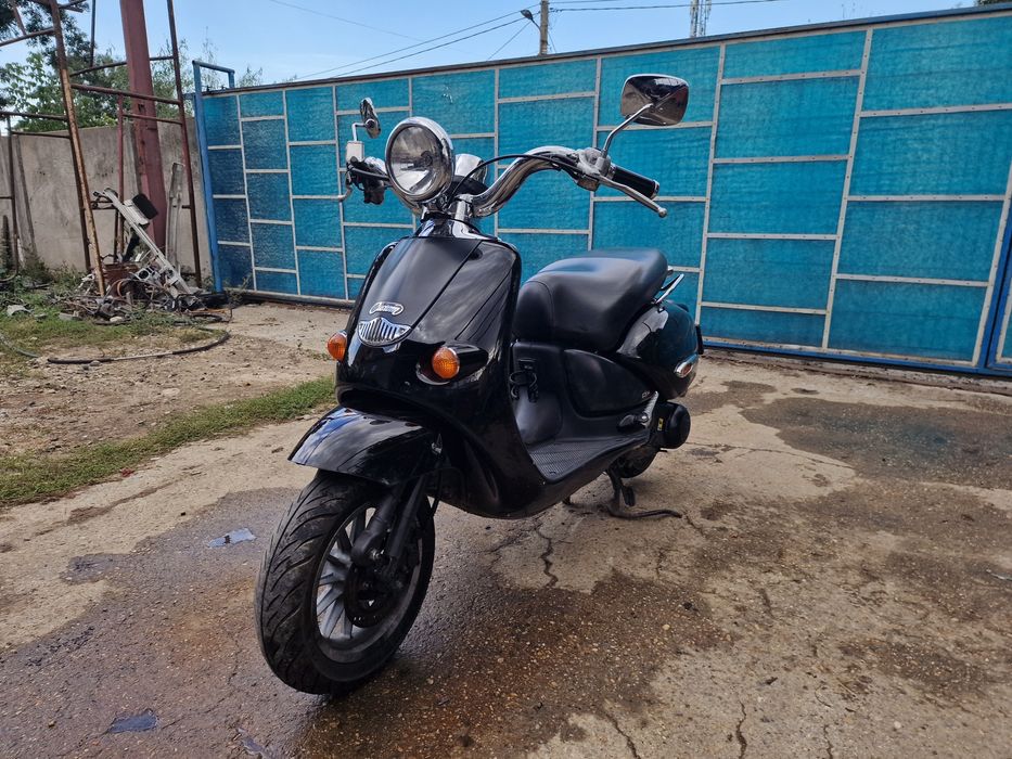 Aprilia mojito custom 125