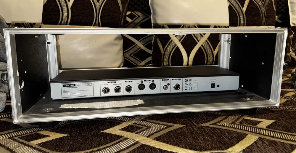 Tascam TA 1VP procesor voce cu case