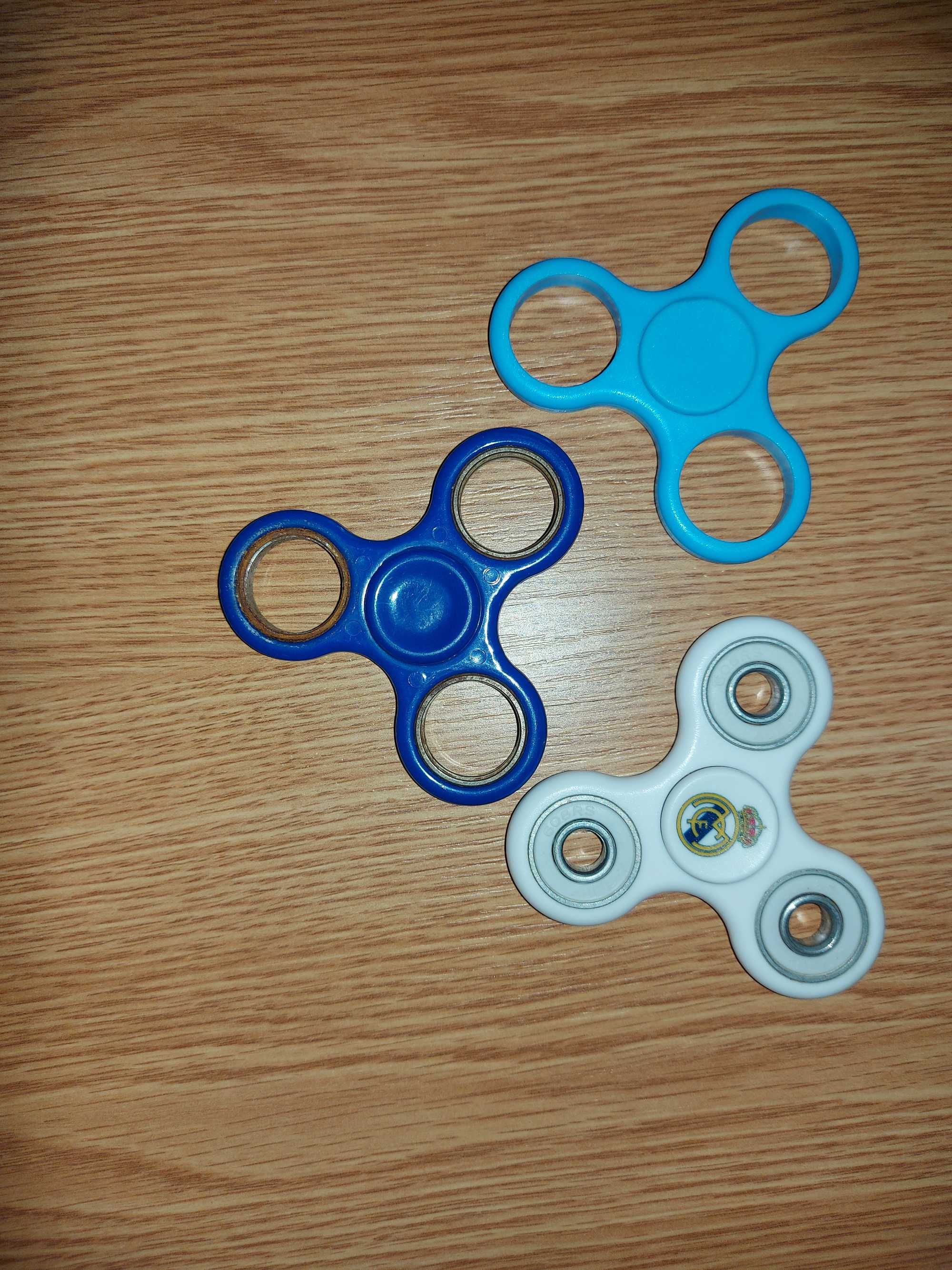 Jucarie interactiva anti-stres cu  rulmenti, Fidget Spinner, Buc = 3