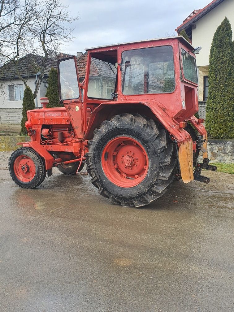 Tractor UTB 651 model EXPORT