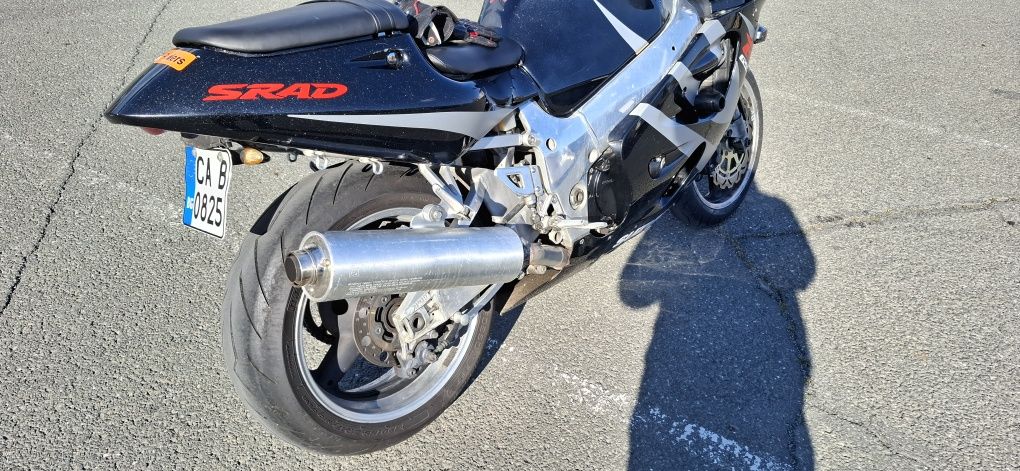 Suzuki GSX-R 750