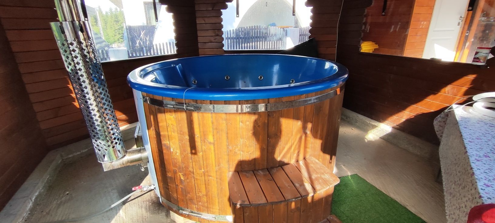 Casa - Cabana de închiriat Poiana Stampei ( Vatra Dornei ) spre Pasul