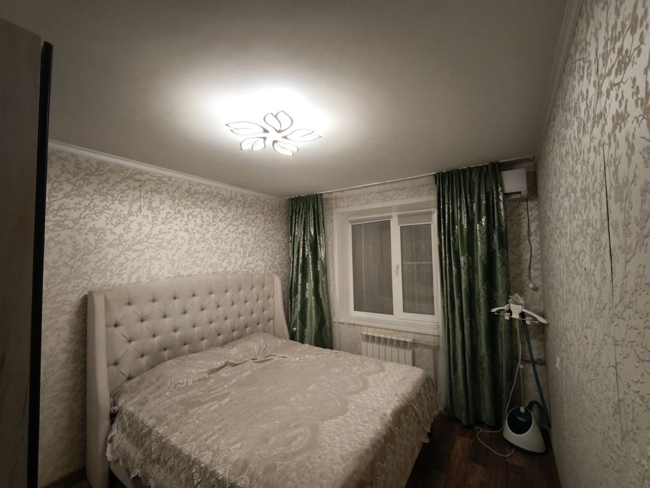 Продам двуспальную кровать