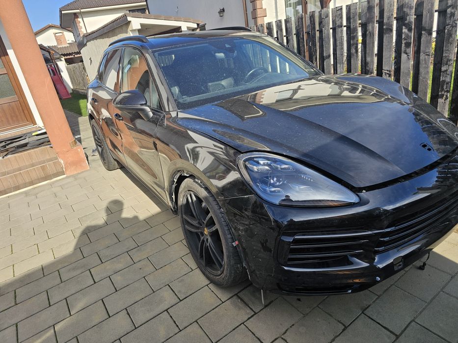 Porsche cayenne 2018 avariat