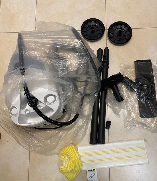 Пароочиститель Karcher SC 4 EasyFix белый (новая, не пользовались)