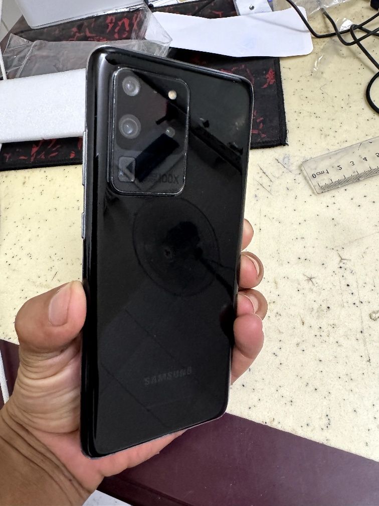 Samsung s20 ultra  12/256